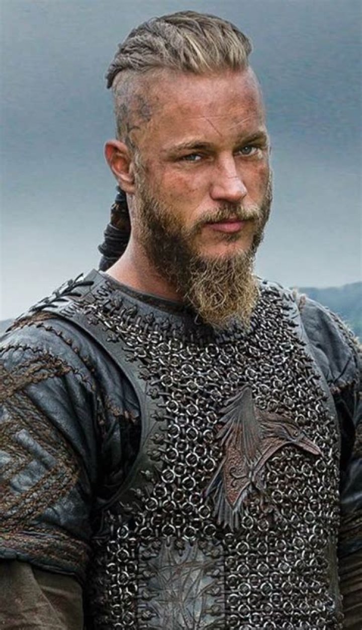 Who Played Ragnar Lothbrok In Vikings: A Deep Dive Into The Iconic Character