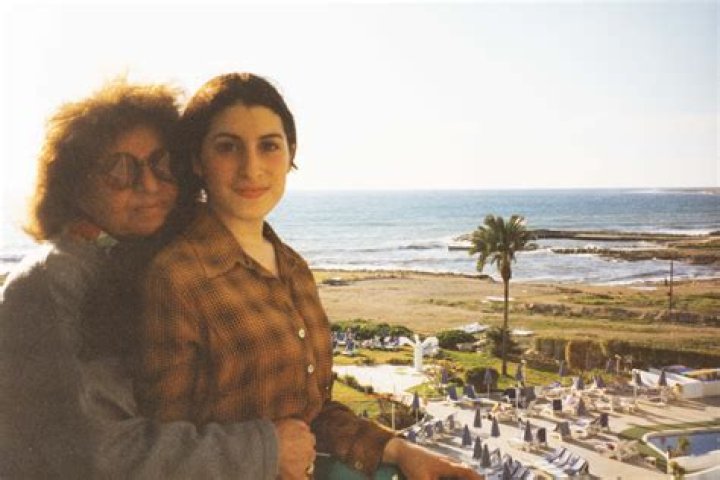 Who Was Nan To Amy Winehouse?