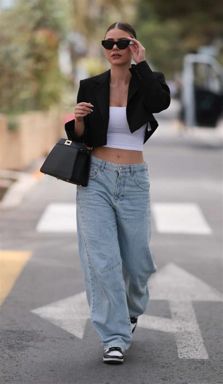 Unleashing Style: Your Ultimate Wide Leg Jeans Inspo