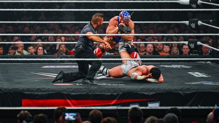 WWE Changes Sasha Banks’ Hair In Official Profile Picture