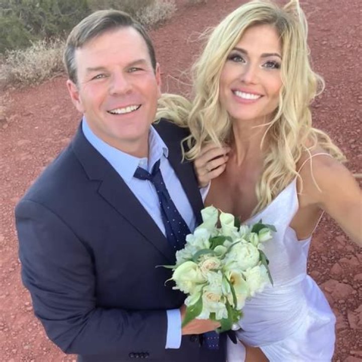 WWE Hall Of Famer Torrie Wilson Gets Married