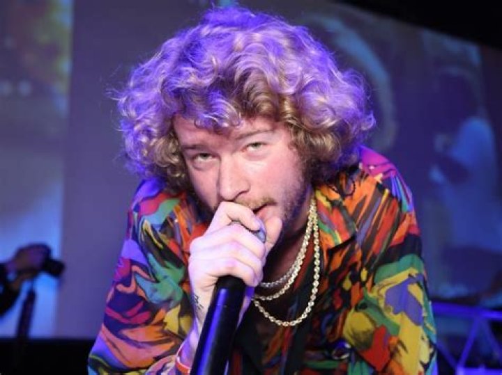 Unveiling The Love Life Of Yung Gravy: Who Did He Date?